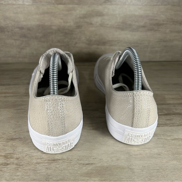 NEW Converse Chuck Taylor All Star OX Leather Sneaker Pale Putty Silver Women 8 - Picture 8 of 13